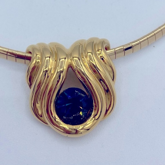 Vintage Nolan Miller Gold Tone Necklace With Gold Tone Blue Sapphire Slide - Picture 3 of 13